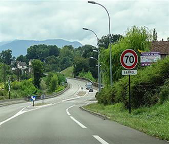 70km speed sign in France