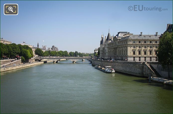 Quai de l'Horloge, Quai de la Megisserie, River Seine