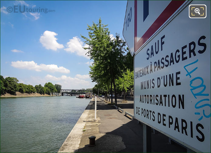 River Seine and Port de Grenelle