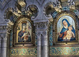 Sacre Coeur Basilica paintings