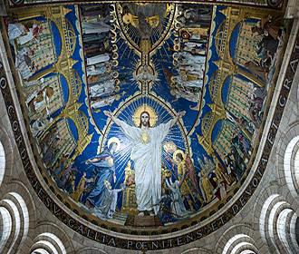 Sacre Coeur Basilica altar ceiling