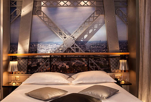 Secret de Paris Hotel double room Eiffel Tower