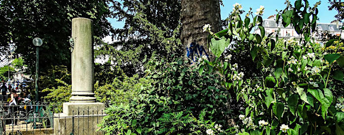 Square de l'Abbe Migne shrubs and trees