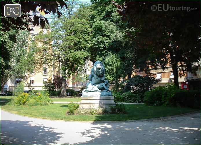 Square Cambronne Paris