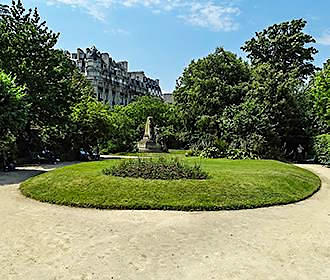 Square Claude-Nicolas Ledoux Paris