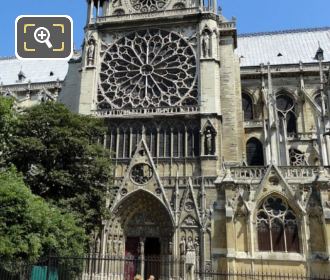 Square Jean XXIII and south Rose Window