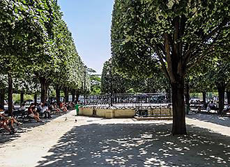 Bandstand inside Square Jean XXIII