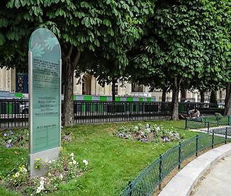 Square Michel Caldagues Paris
