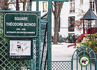 Square Theodore Monod entrance