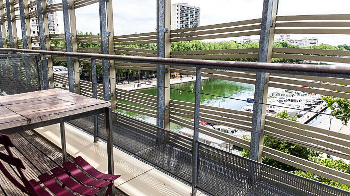 St Christophers Inn Canal Hostel Balcony