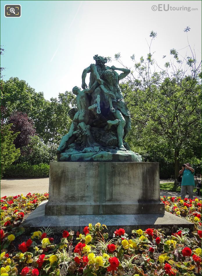 Back view of Triomphe de Silene statue