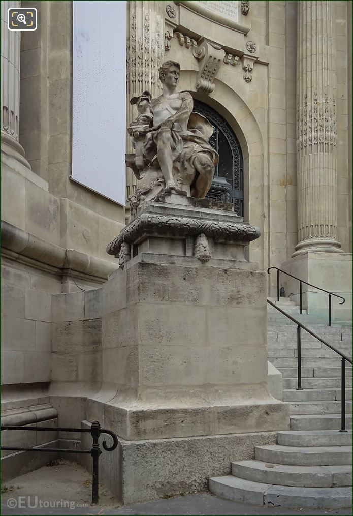 l'Art Industriel statue on stone base