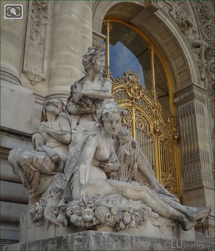 Statue group Les Quatre Saisons Paris