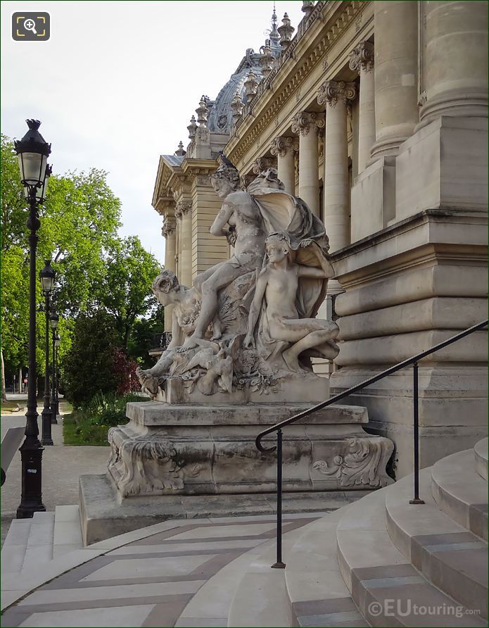 South side of Les Quatre Saisons statue group