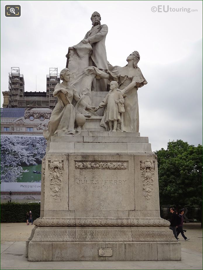 Jules Ferry monument by sculptor Gustave Michel