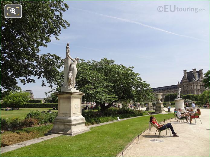 Tuileries Gardens statue Cassandre se met sous la protection de Pallas