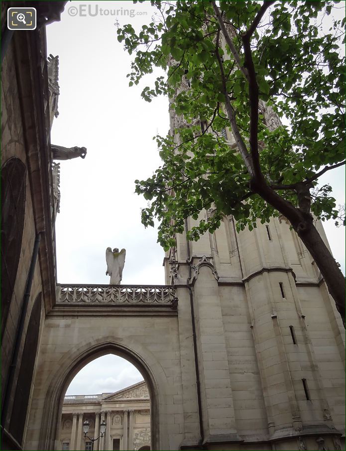 Back of Angel statue Eglise Saint Germain l'Auxerrois