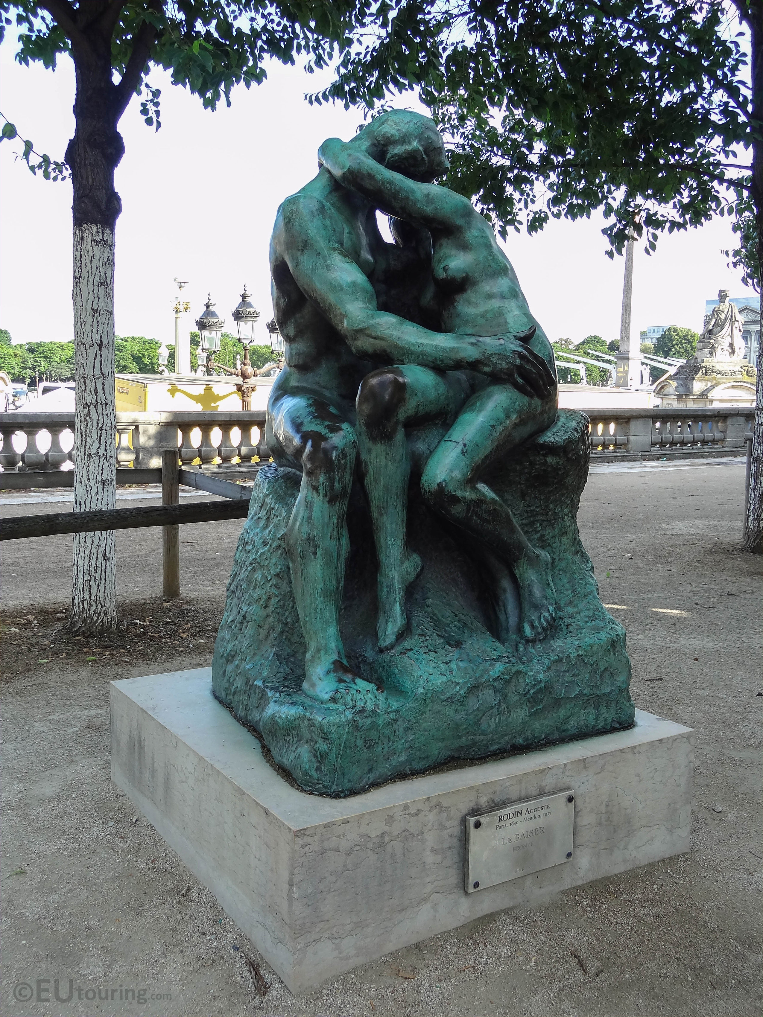 Paris France Rodin character Bronze Long kiss Statue Figurine 