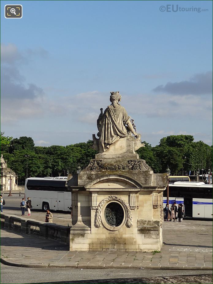 Back of the Marseille statue at Place de la Concorde