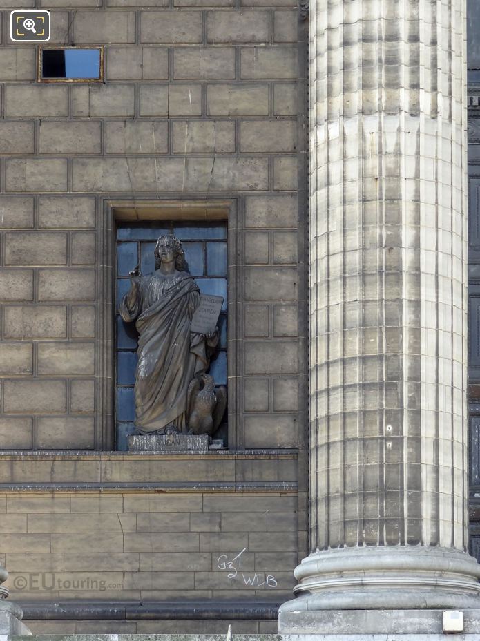 Saint Jean statue, Eglise de la Madeleine