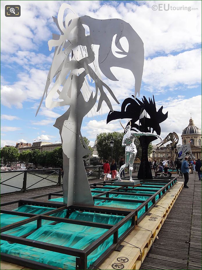 Steel Arbre sculpture Pont des Arts Paris