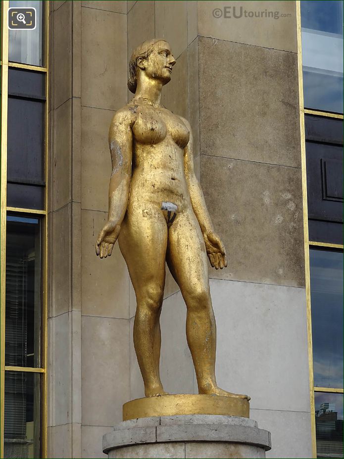 Palais Chaillot statue The Spring