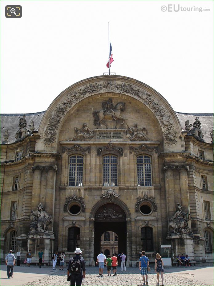 North facade entrance of Les Invalides and God of War statue 