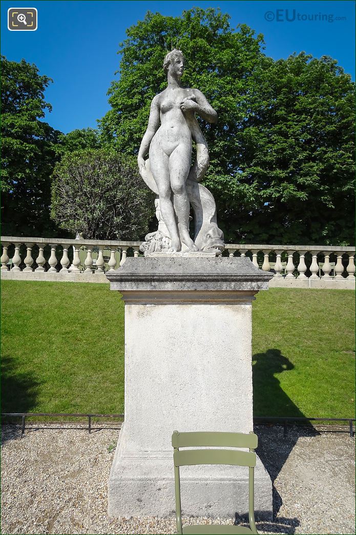 Goddess of Love statue Venus au Dauphin