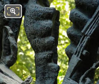 Writing inscribed on Le Poete statue