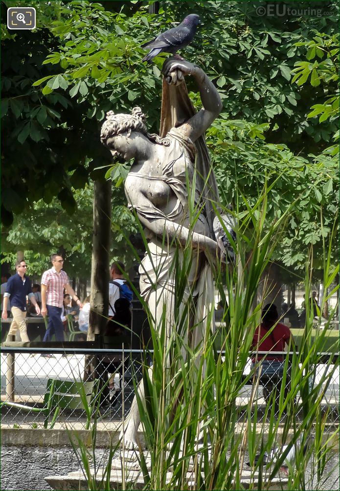 Front view of Venus Callipyge statue Tuileries Gardens