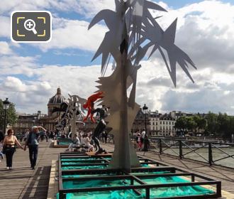 Contemporary sculptures by Daniel Hourde on Pont des Arts