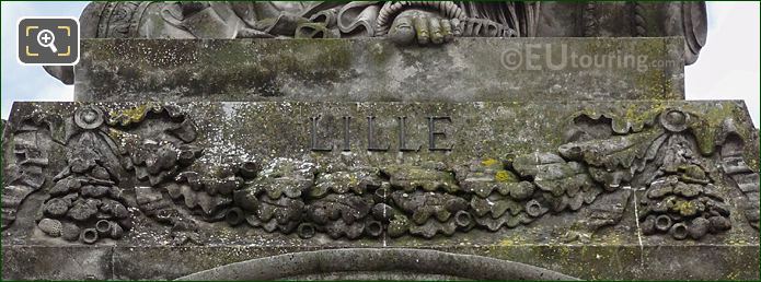 Lille inscription on statue base