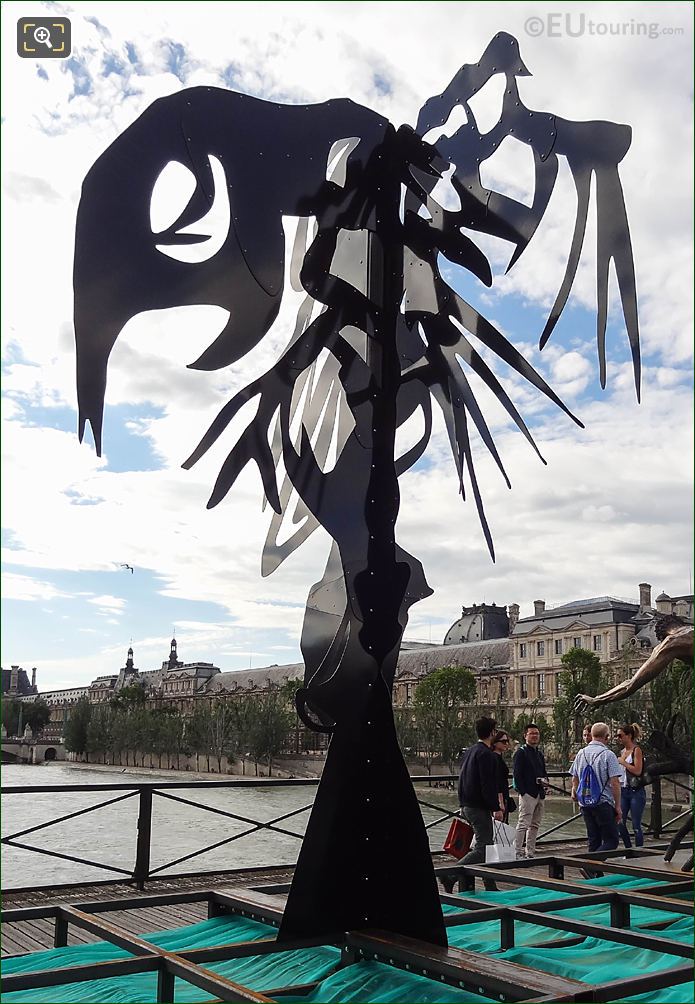 Pont des Arts temporary sculpture Arbre I