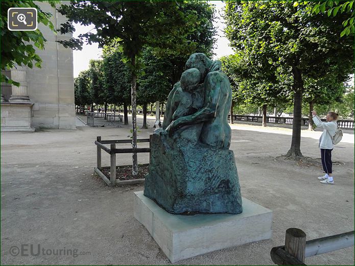 Le Baiser on Terrace de l'Orangerie, Jardin des Tuileries