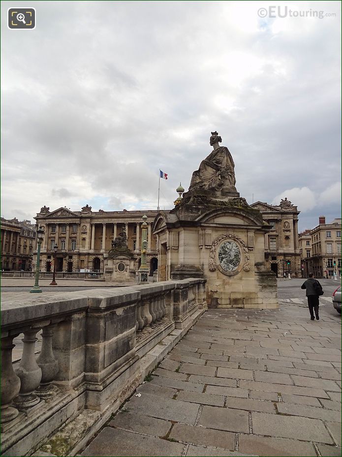 Place de la Concorde with Strasbourg statue and Guardhouse