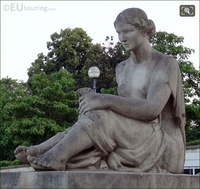 Stone statue at Palais de Chaillot