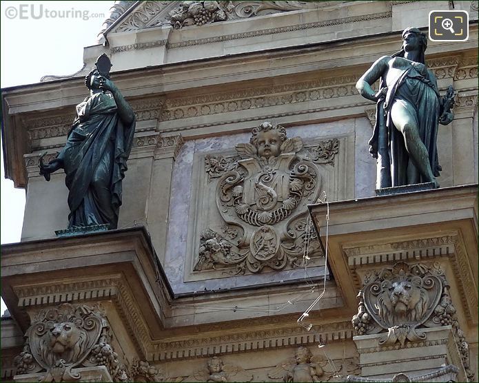 Fontaine Saint Michel Fortitude and Prudence statues