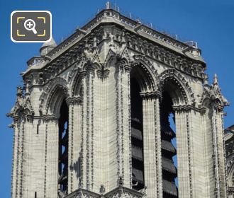 Notre Dames south tower with Chimera statues