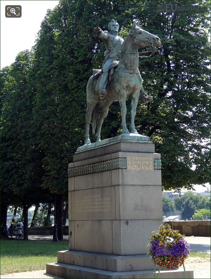 Simon Bolivar statue in Paris