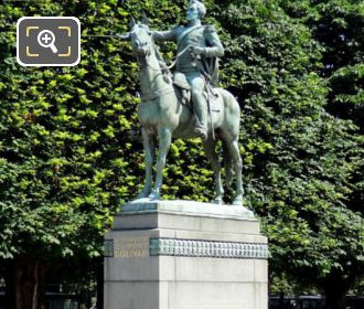 Paris statue of Simon Bolivar