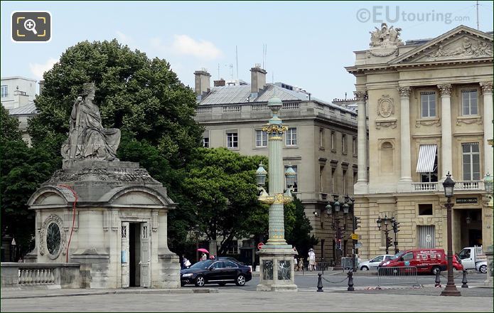 Place de la Concorde and La Ville de Brest statue