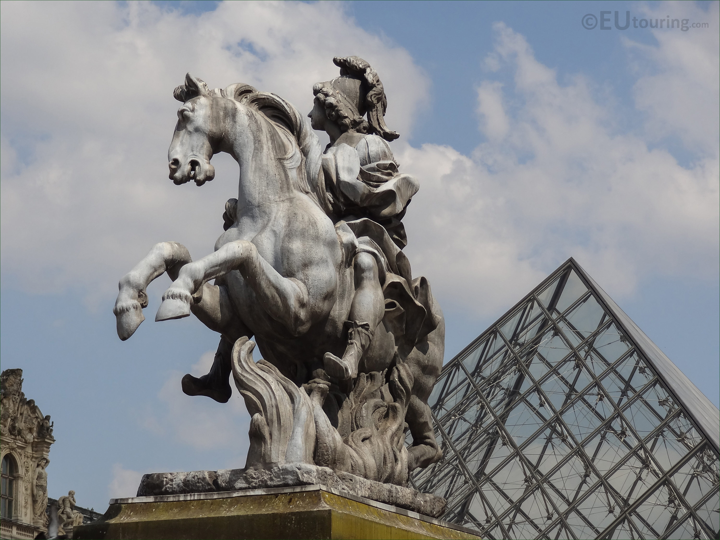 King Louis XIV equestrian statue at Musee du Louvre - Page 26