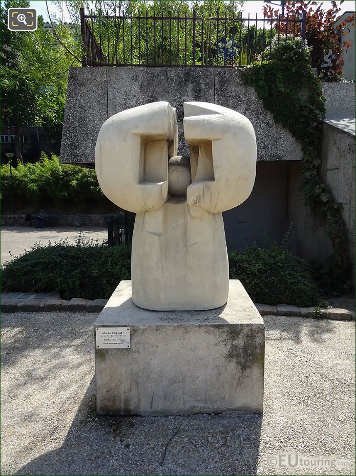 Abellio sculpture by Aglaia Liberaki