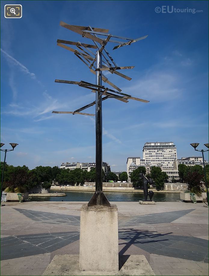 Shining Wings sculpture in Paris