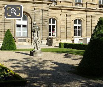 Le Silence statues new location in Luxembourg Gardens