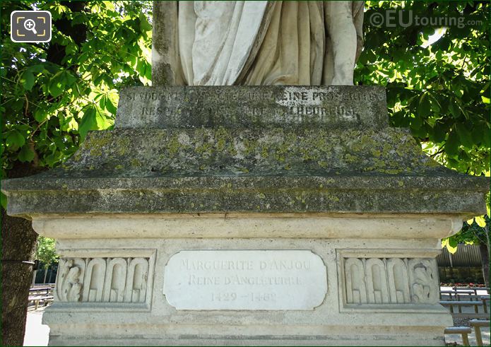 Name inscription on Marguerite of Anjou statue