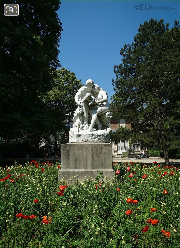 Front of marble statue Joies de la Famille