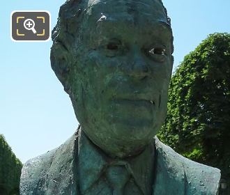 Bronze bust of Gaston Monnerville in Paris