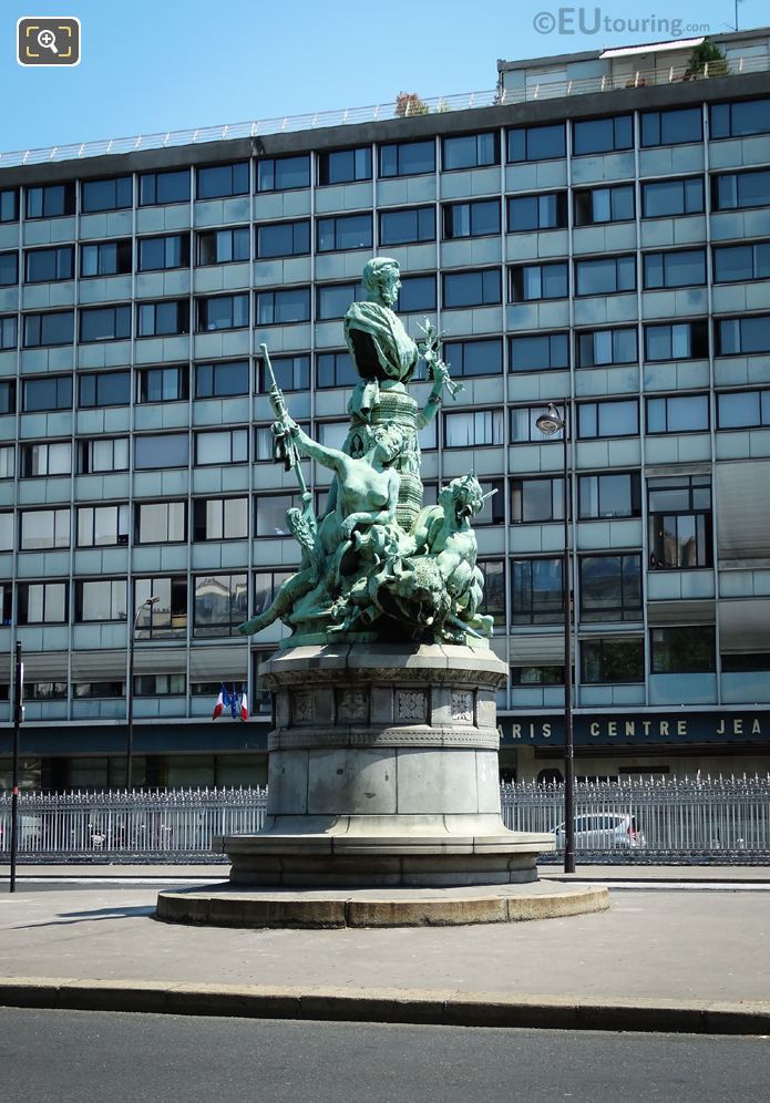 Francois Garnier monument on Avenue de l'Observatoire