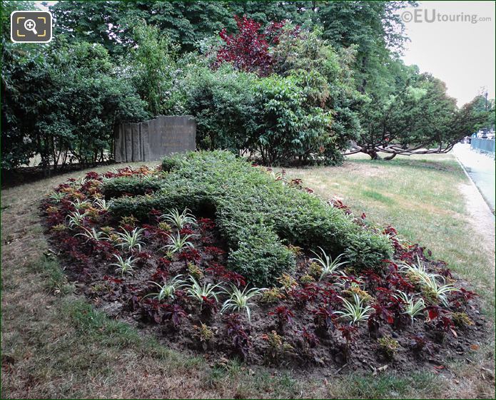 Garden and Fall of the Berlin Wall monument